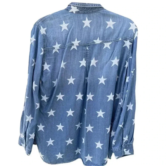 Sneakpeek Chambray Star Button Down Shirt - Picture 4 of 7